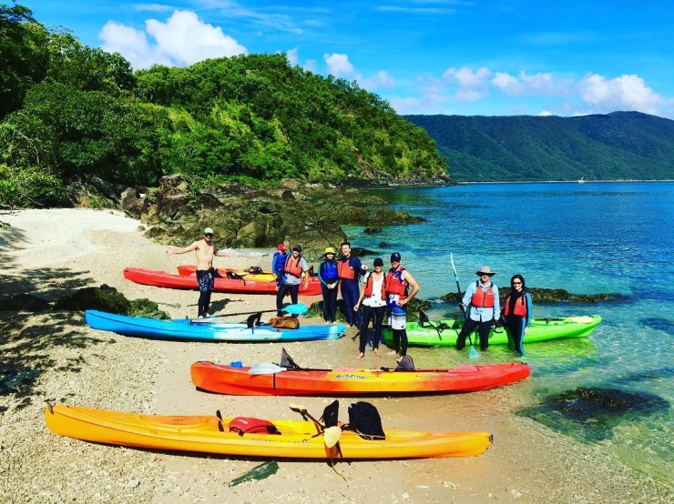 kayak tours palm cove