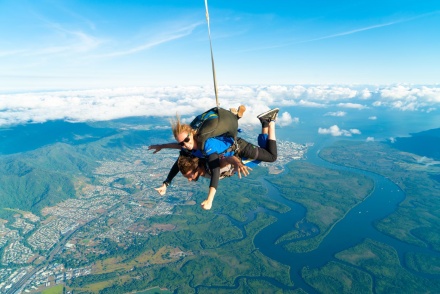 Tandem Skydiving in Cairns Australia